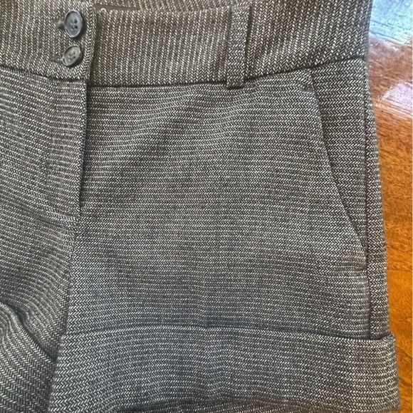 Theory “Hammish Maze” Brown Tweed Cuffed Wool Blend Shorts Size 6 EUC! - Picture 4 of 5